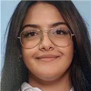 Buenas, soy una chica de 18 años de Almería, que ahora está en Málaga para cursar sus estudios superiores. 
He dado clases particulares a varios alumnos, de distintos rangos de edad (7-16años). Así mismo, he ayudado a alumnos en su preparación para la pru